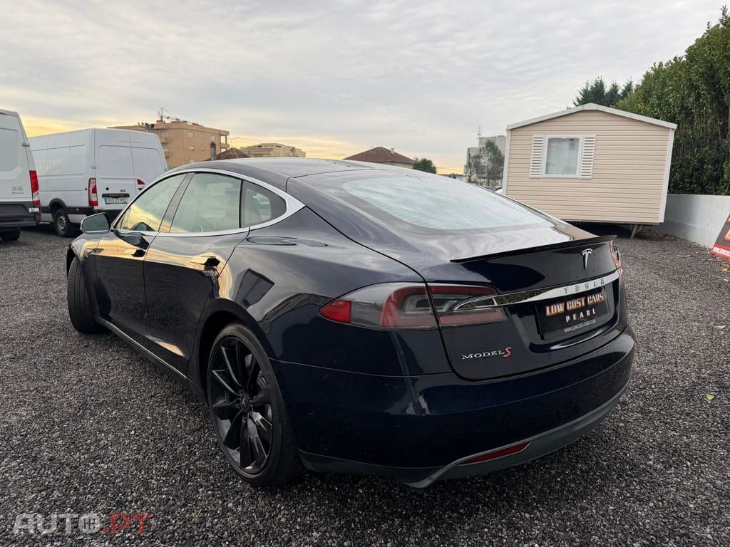 Tesla Model S 60