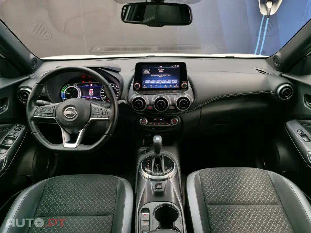 Nissan Juke 1.6 Hybrid N-Design Black