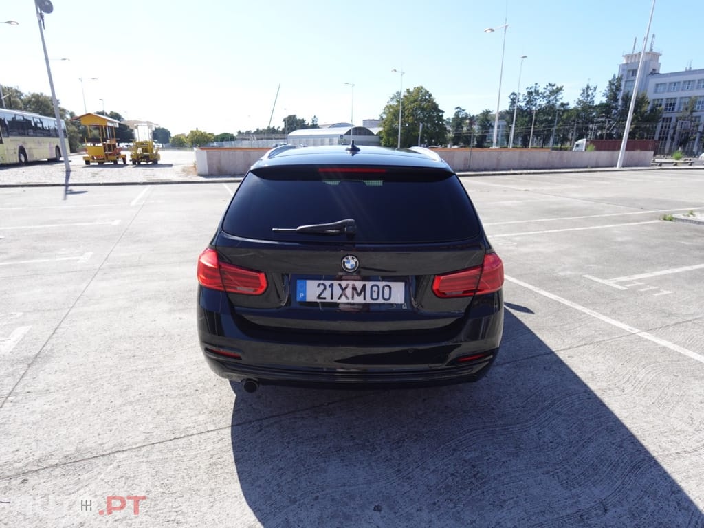 BMW 318 d Line Sport Auto