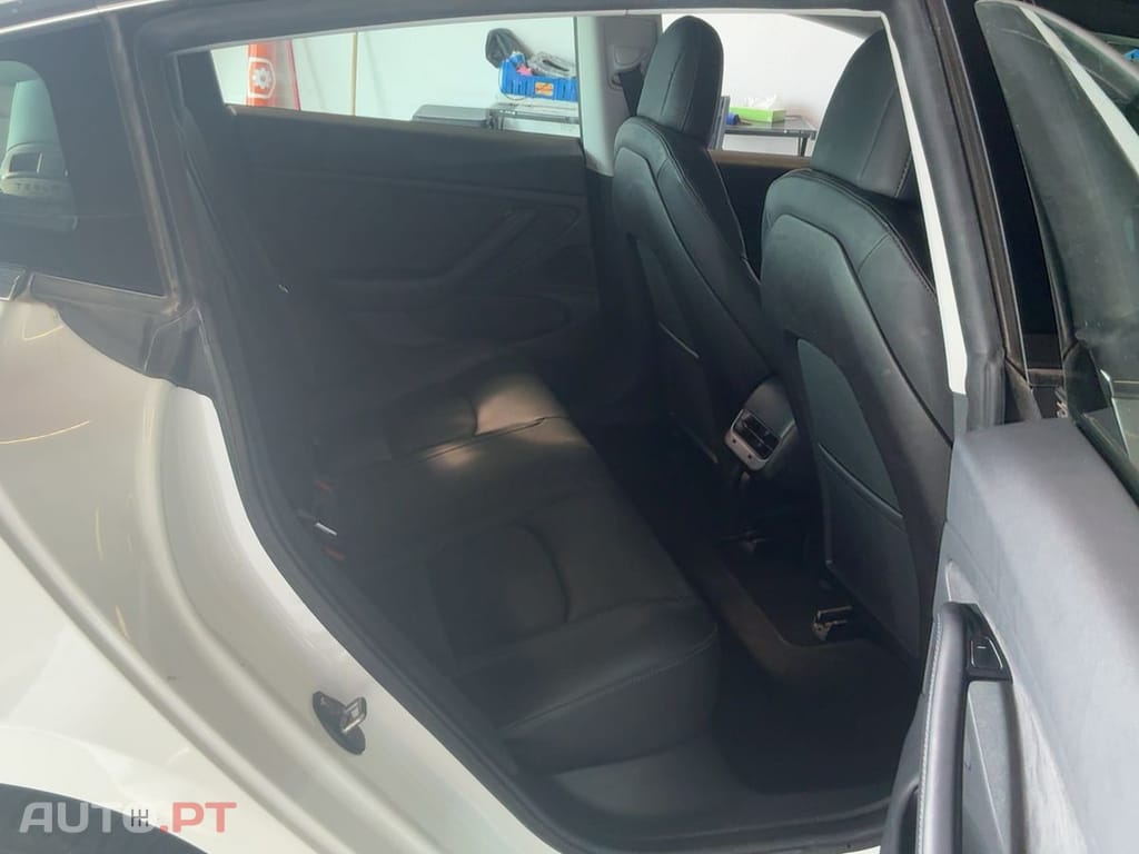 Tesla Model 3 Performance Tração Integral