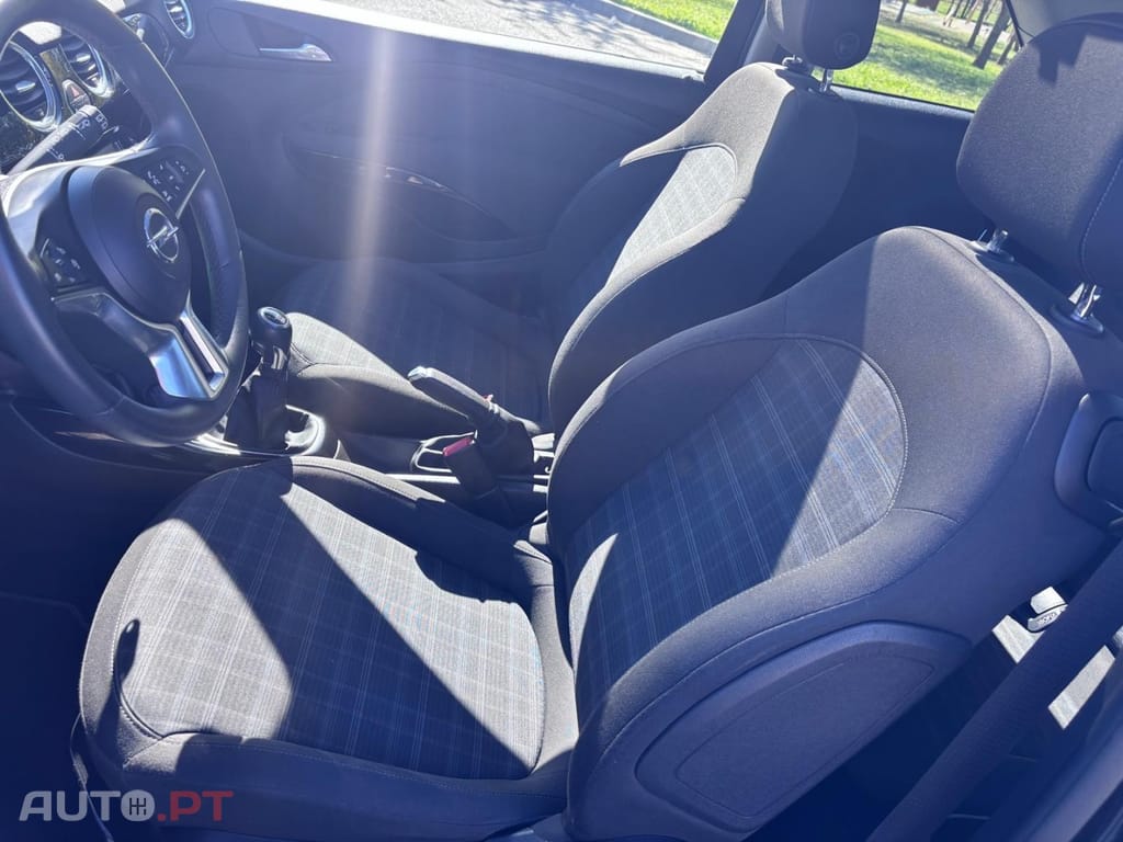 Opel Adam 1.2 Glam