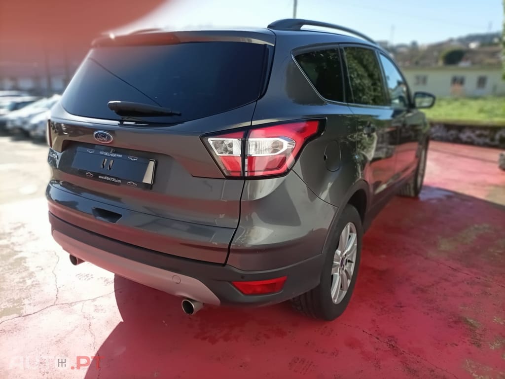 Ford Kuga 1.5 TDCi EcoBlue Titanium