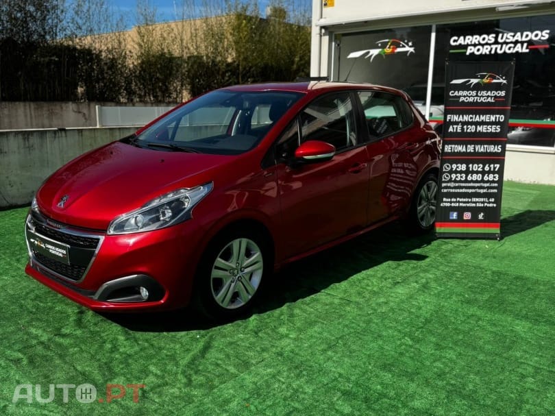Peugeot 208 PureTech 82 Stop & Start Signature