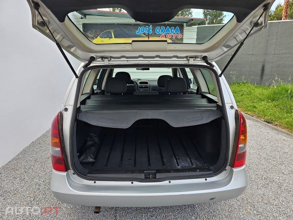 Opel Astra Caravan 1.4 Selection