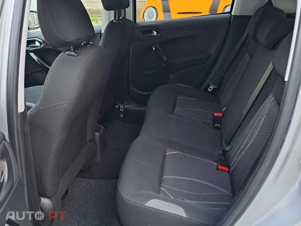 Peugeot 208 1.4 HDi Active