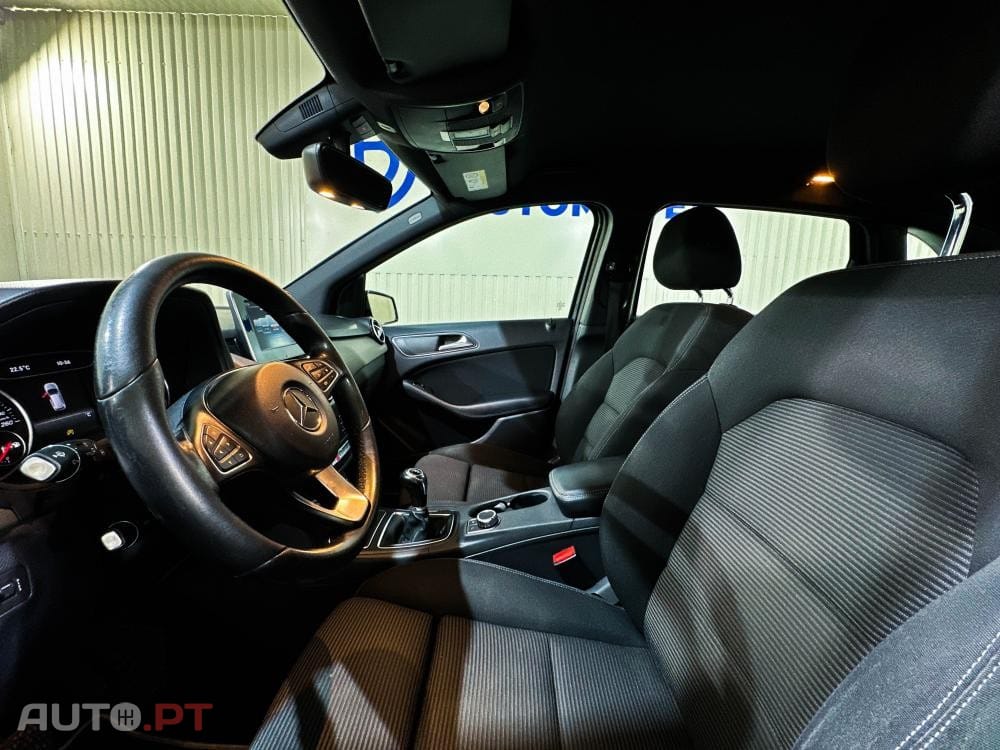 Mercedes-Benz B 180 d Urban