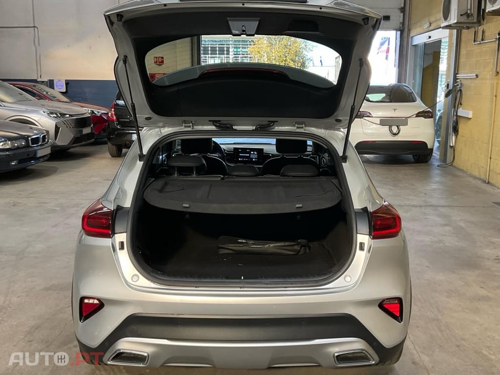Kia Xceed 1.0 T-GDI Drive