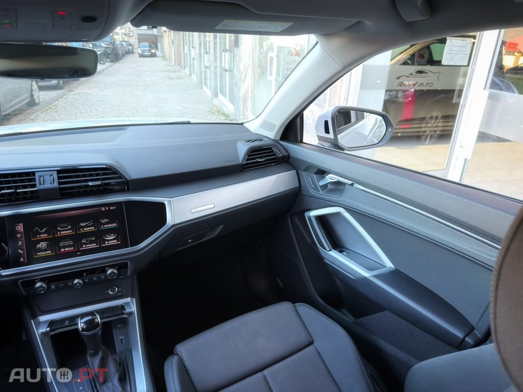 Audi Q3 35 TFSI S line S tronic