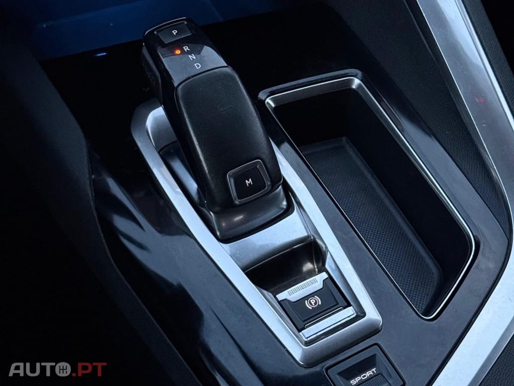 Peugeot 3008 1.6 BlueHDi Allure EAT6