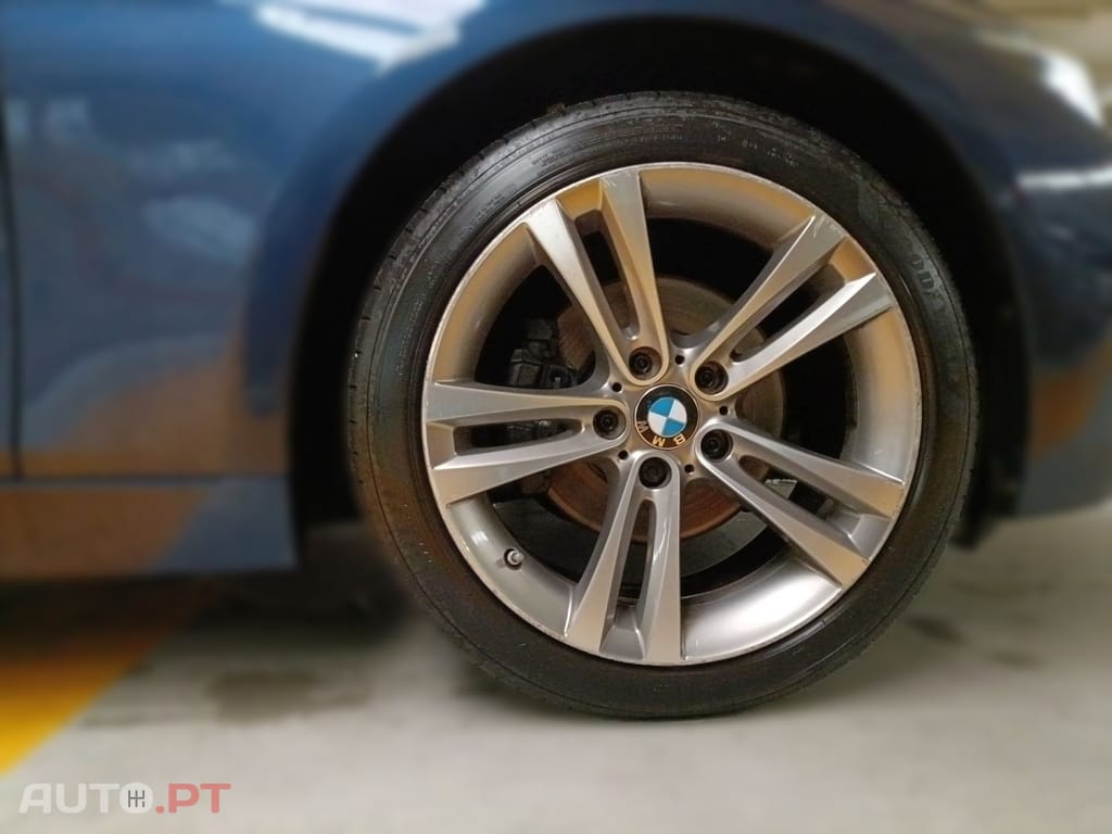 BMW 330 e iPerformance Line Sport