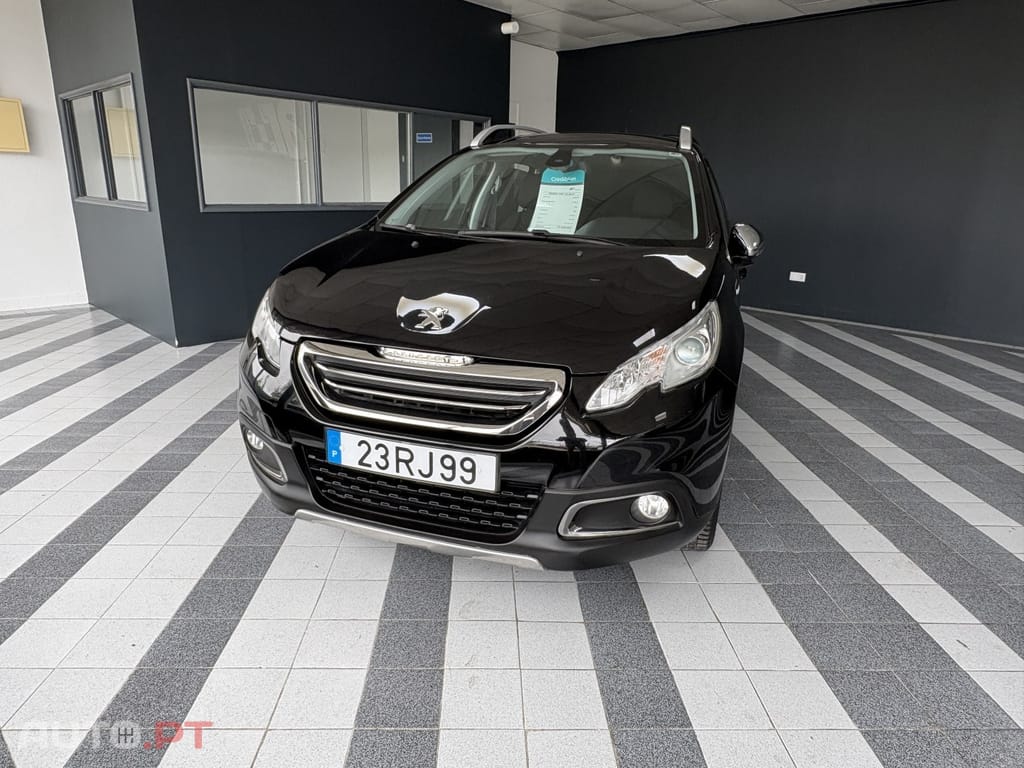 Peugeot 2008 1.2 PureTech Style