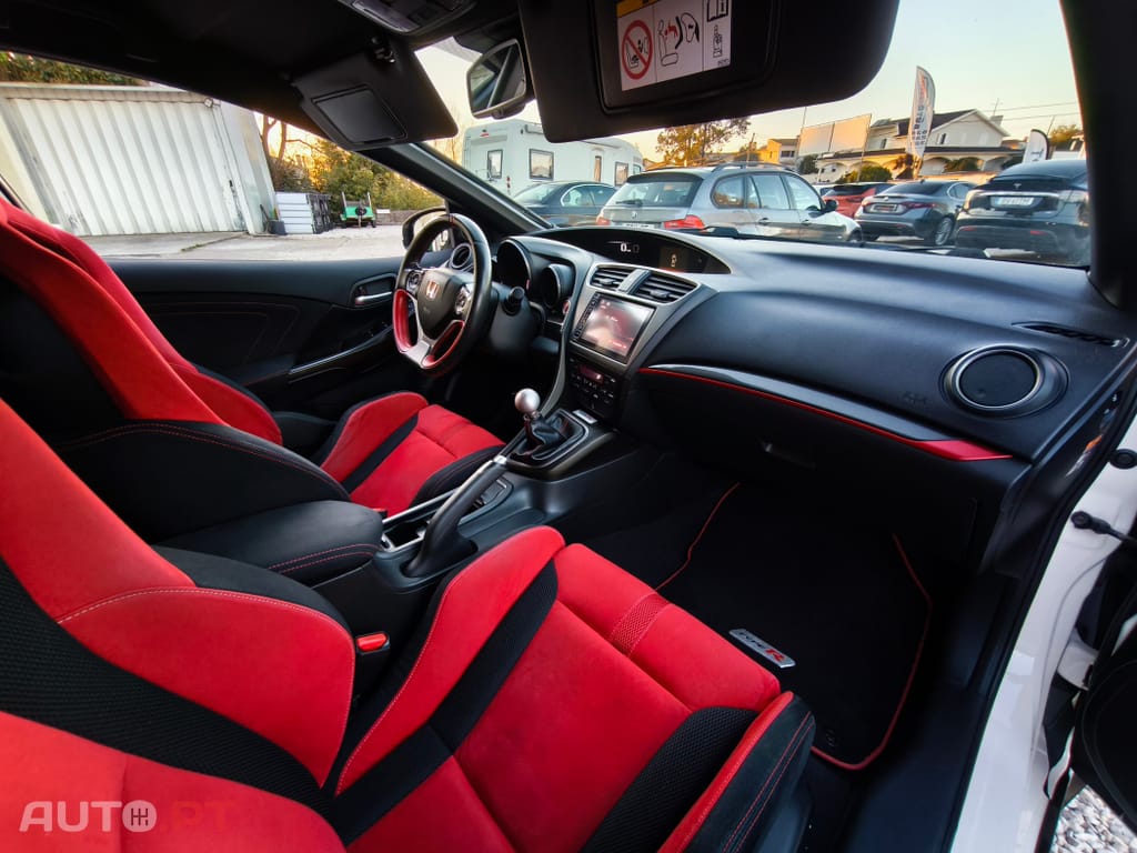 Honda Civic 2.0 i-VTEC Type-R GT