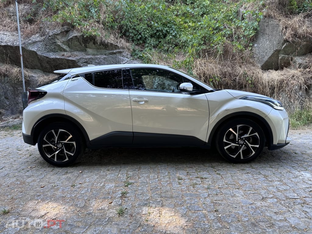 Toyota C-HR 1.8 Hybrid Exclusive