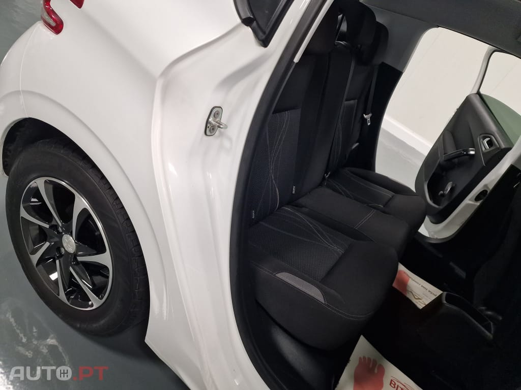 Peugeot 208 1.4 HDi Active