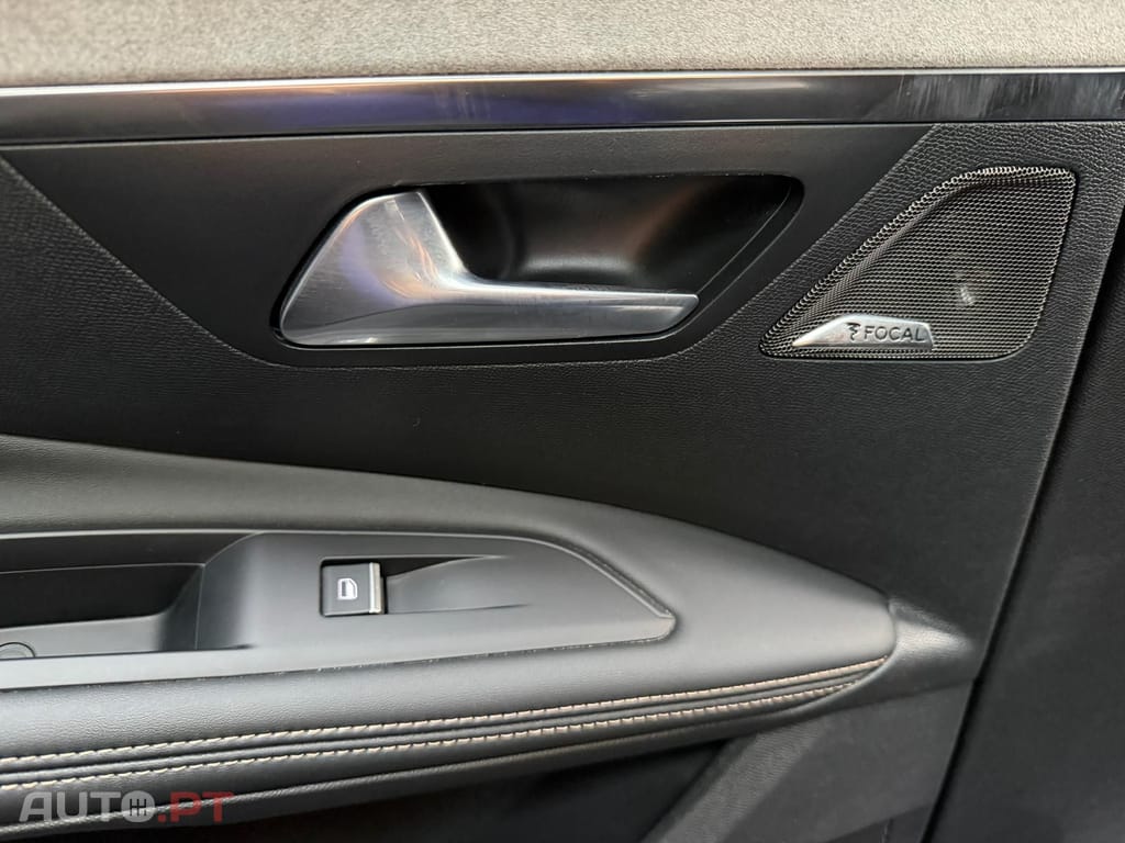 Peugeot 3008 1.2 Puretech EAT8 