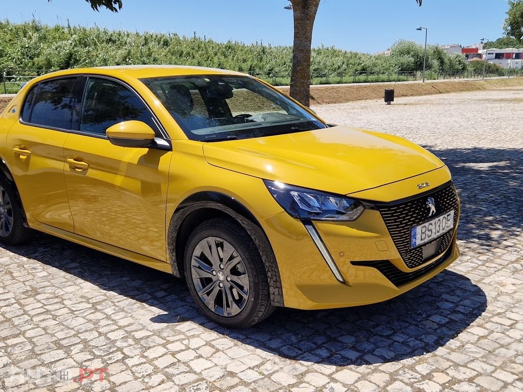 Peugeot E-208 50 kWh Allure