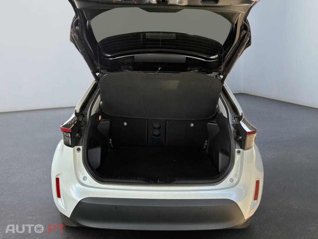 Toyota Yaris Cross Hybrid MY21 Design AWD-i