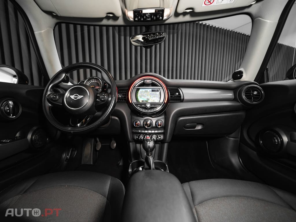 MINI Cooper Cooper D