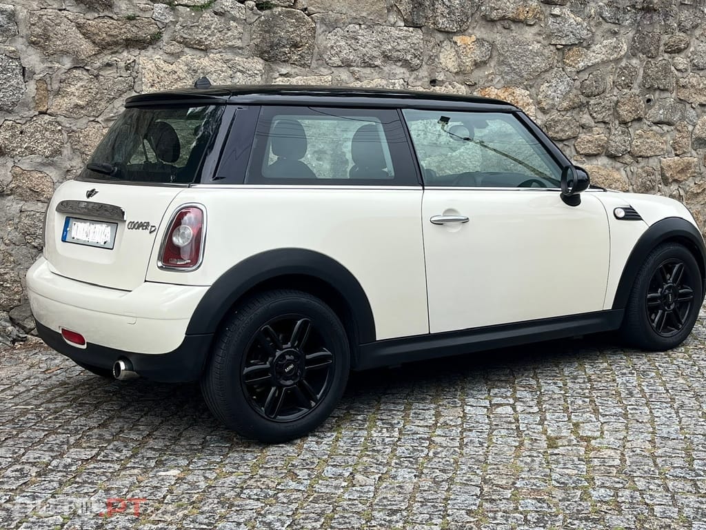 MINI Cooper D