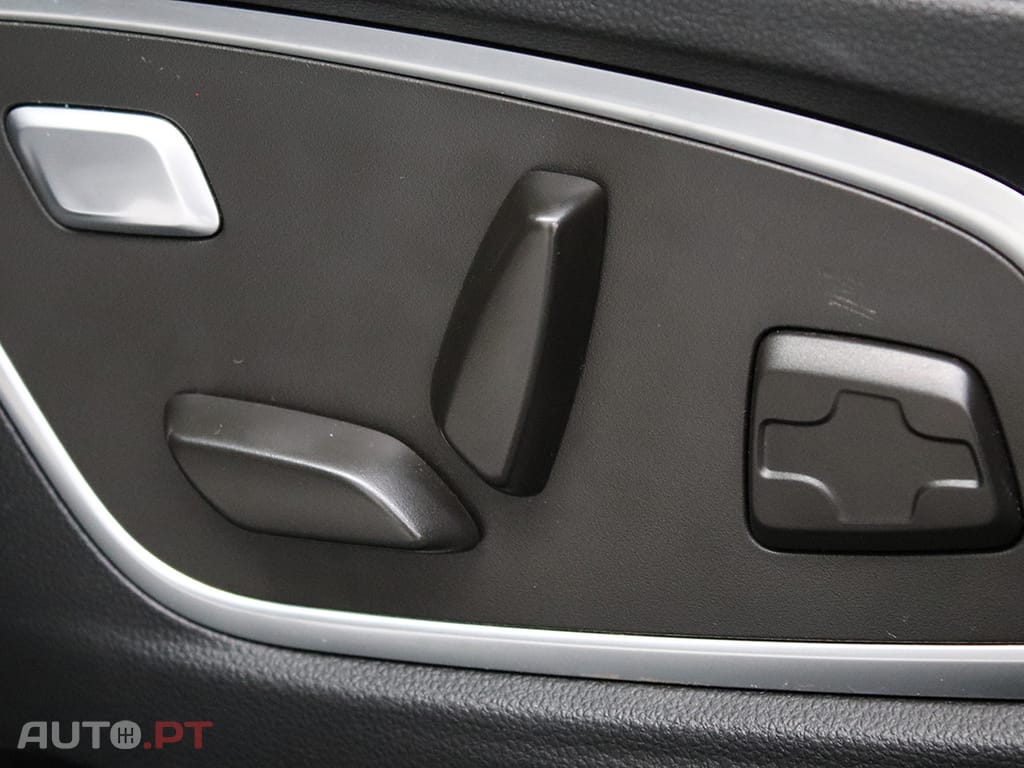 Renault Austral Austral 1.3 Mild Hybrid Iconic Auto