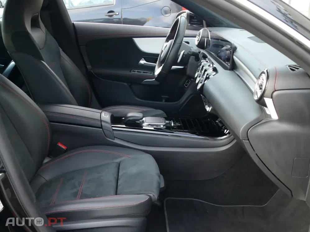 Mercedes-Benz CLA 250 e Shooting Brake AMG Line
