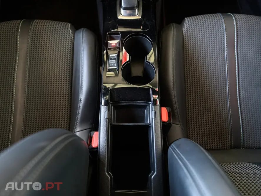 Peugeot E-2008 50 kWh GT Pack