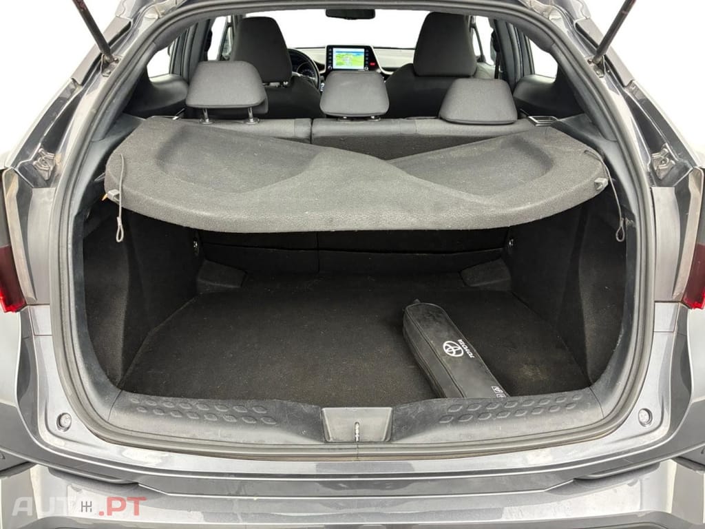 Toyota C-HR 1.8 Hybrid