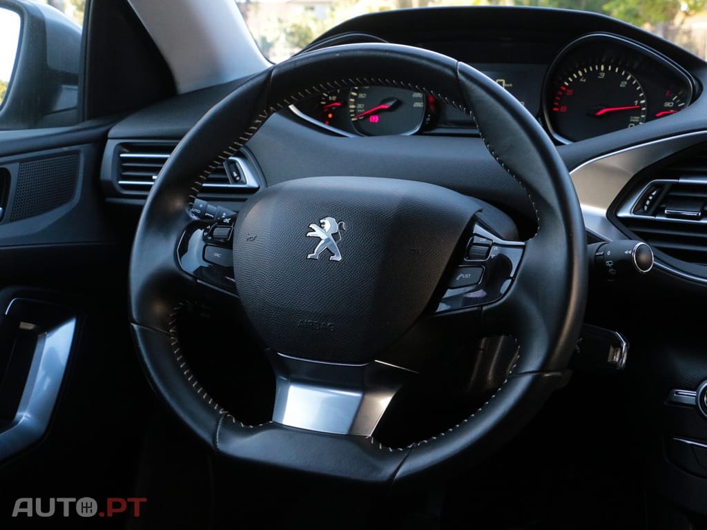 Peugeot 308 1.5 BlueHDi Style
