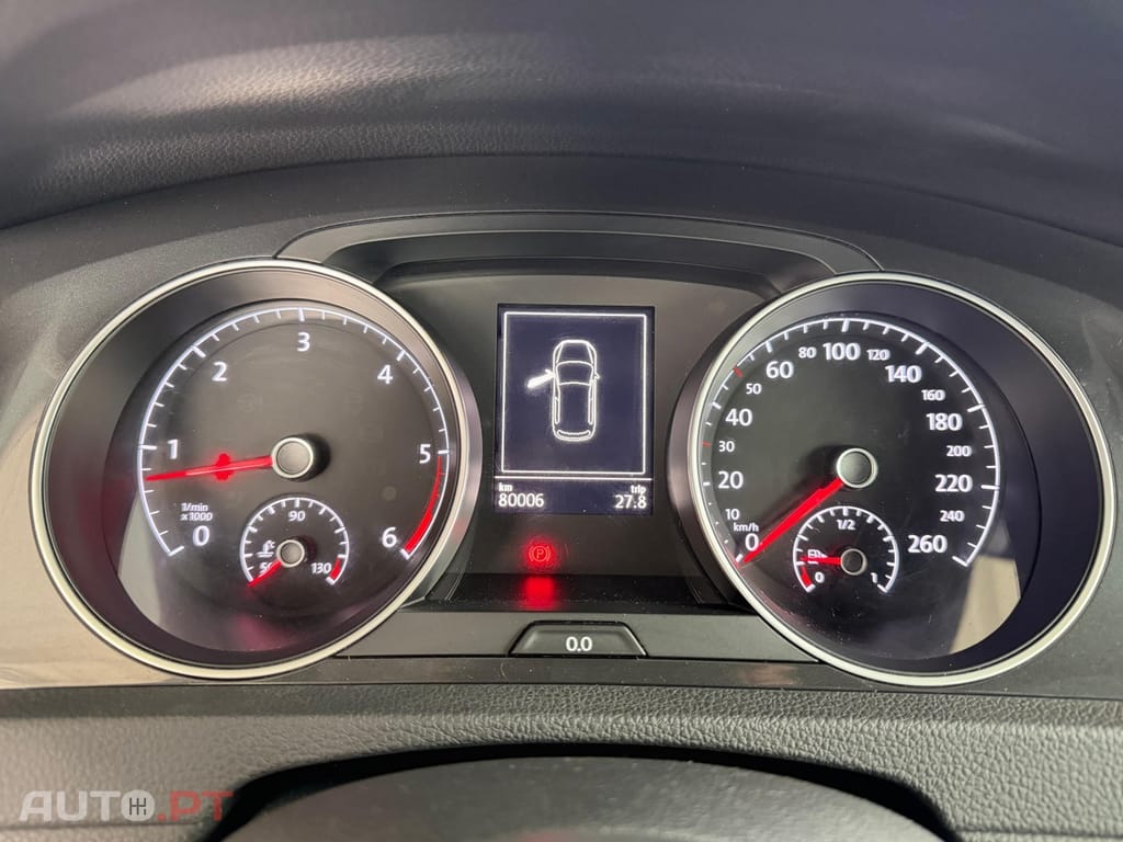 Volkswagen Golf 1.6 TDi Confortline