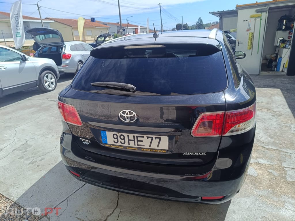 Toyota Avensis 2.2 D-CAT Sol+GPS