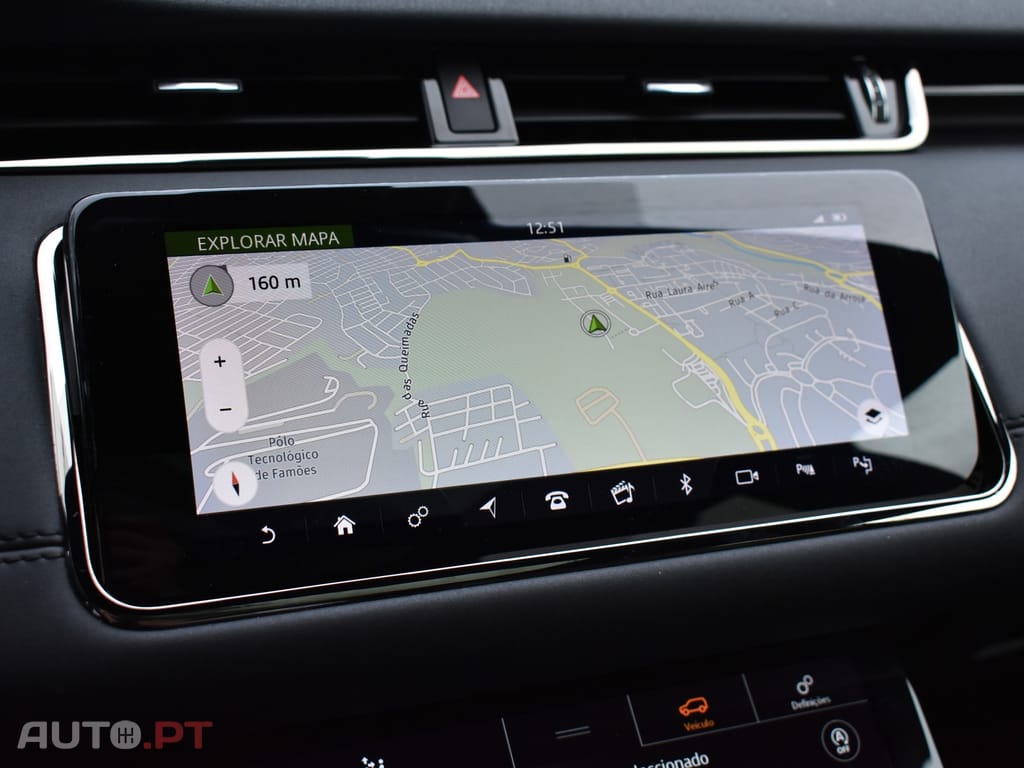 Land Rover Evoque 1.5 P300e AWD R-Dynamic SE Auto