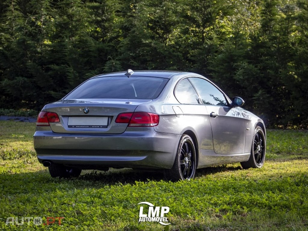 BMW 320 D COUPÉ