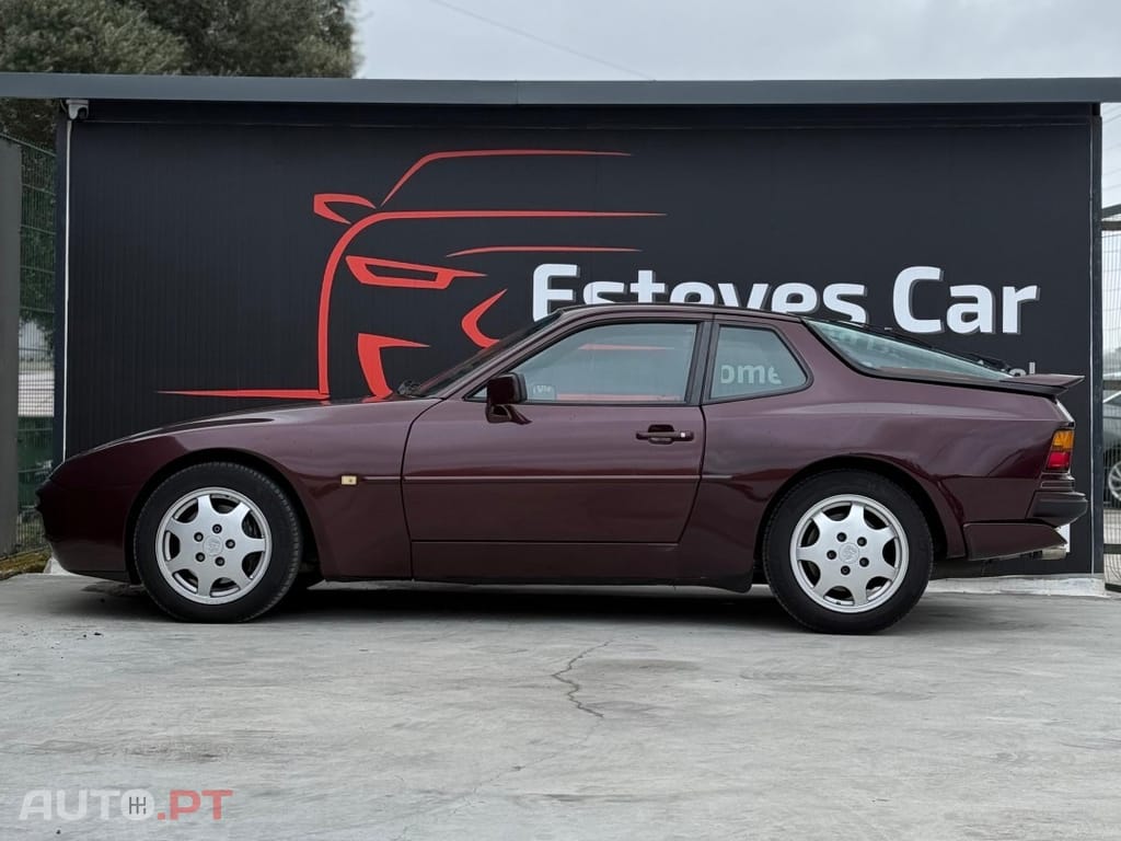 Porsche 944 Turbo