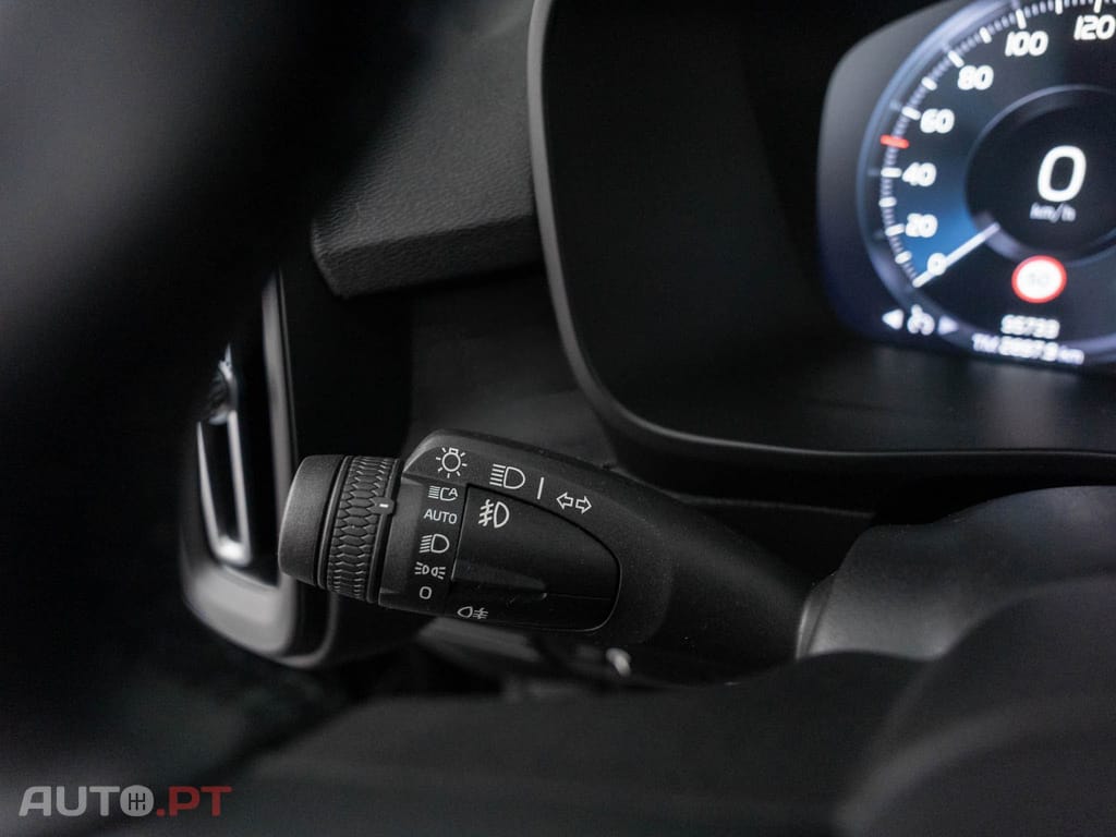 Volvo XC40 1.5 T2 Momentum