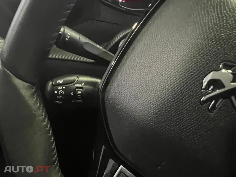 Peugeot 208 1.5 BlueHDi Allure Pack