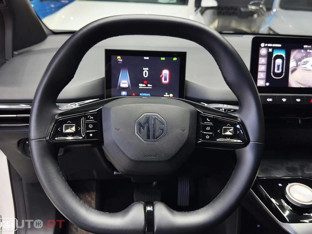 MG MG4 4 Luxury 64 kWh