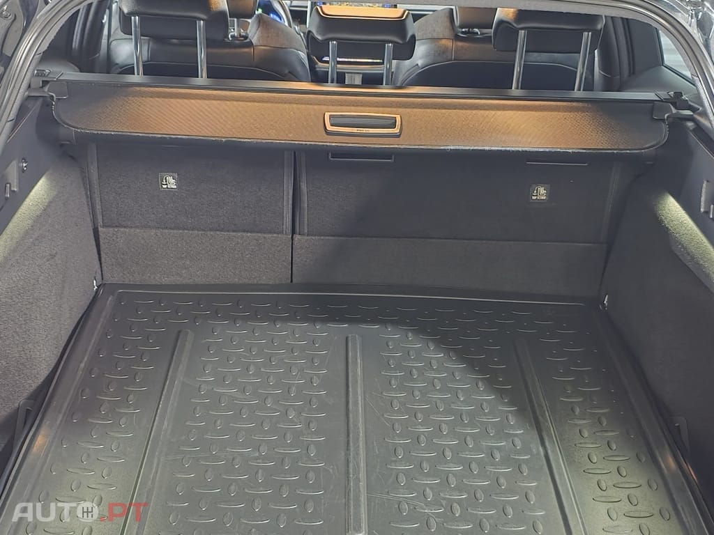 Toyota Corolla Touring Sports 1.8 Hybrid Comfort+P.Sport