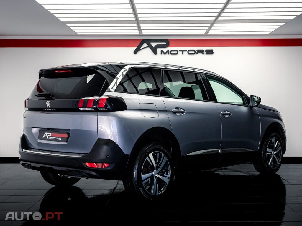 Peugeot 5008 1.6 BlueHDi Allure J18
