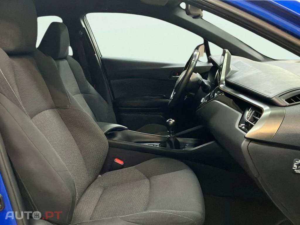 Toyota C-HR 1.2T Active