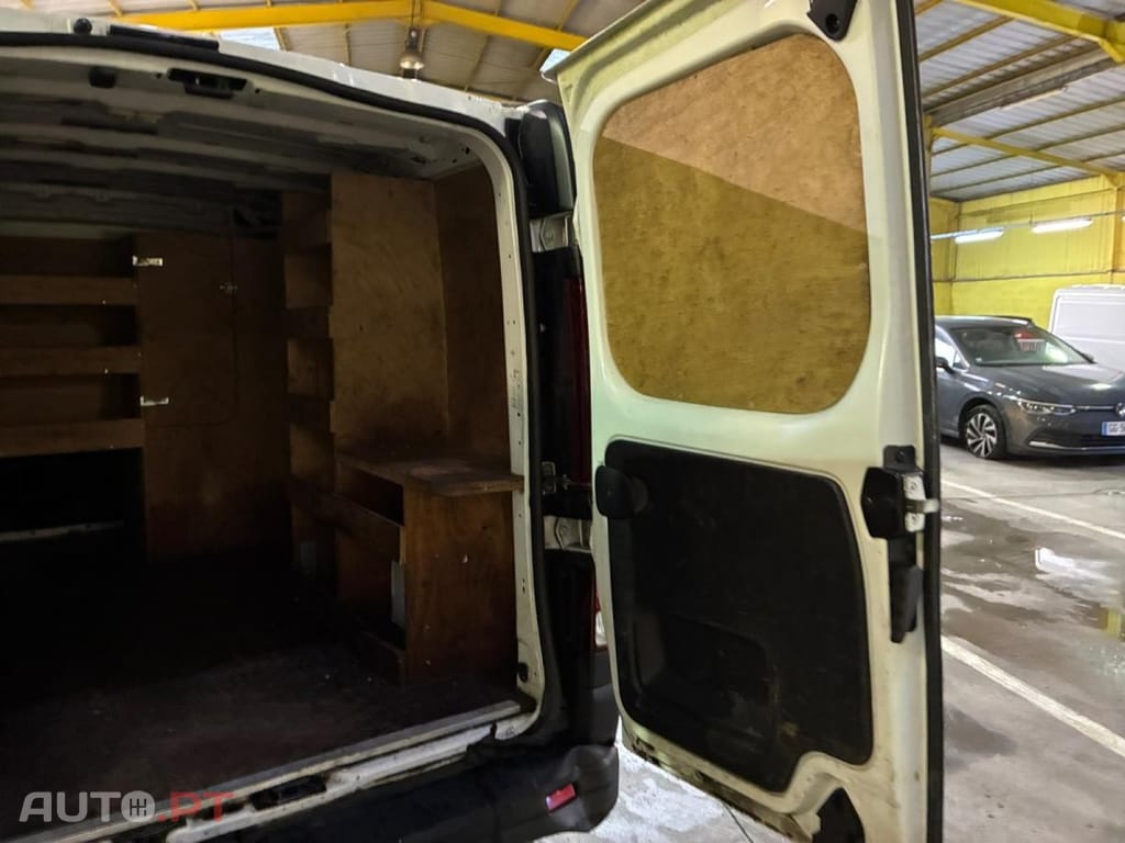 Renault Trafic 2.0 Blue dCi L1H1 Grand Confort