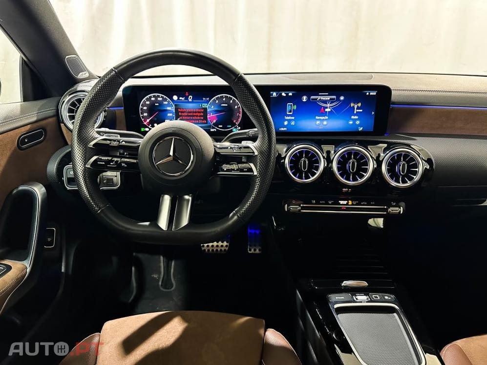 Mercedes-Benz CLA 200 7G-DCT AMG Line Advanced Plus