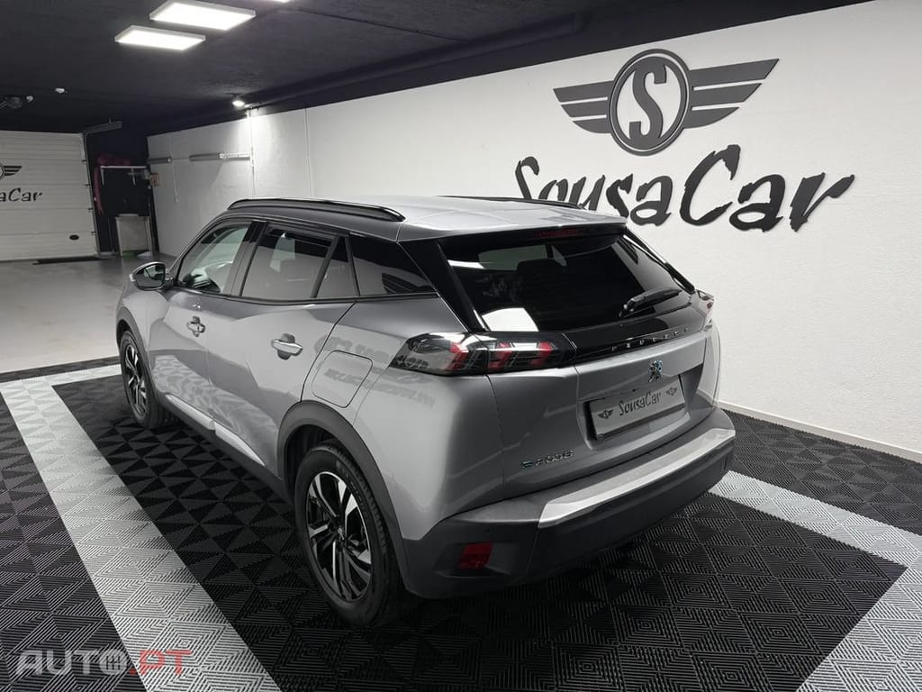 Peugeot E-2008 Allure