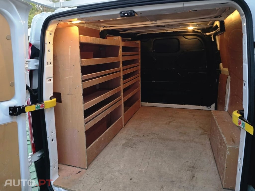 Ford Transit 270L1 2.2 TDCi H1LIMITED (T.NORMAL)