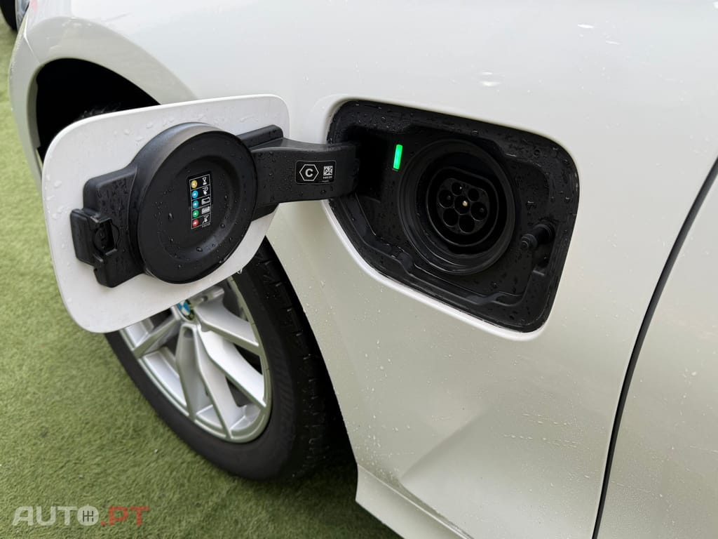 BMW 320 e Corporate Edition Auto