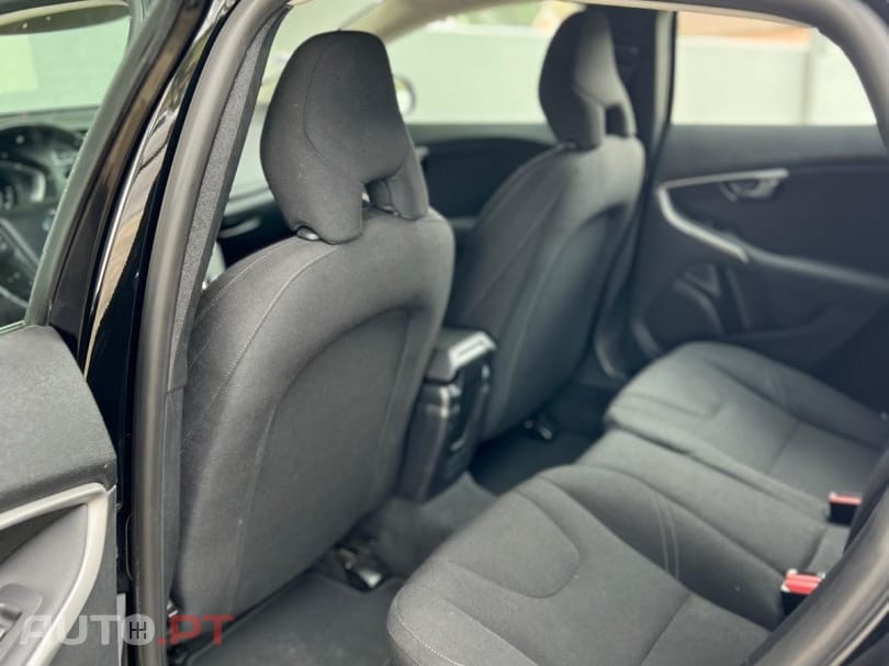 Volvo V40 2.0 D3 Kinetic