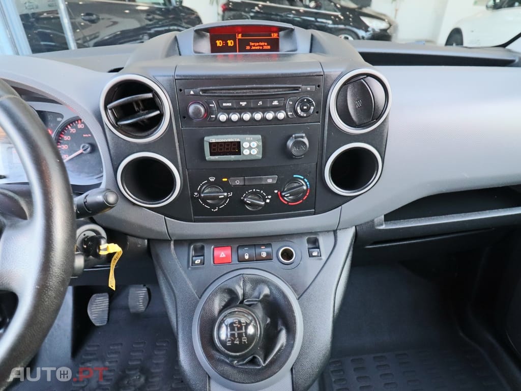 Peugeot Partner 1.6 BlueHDi L1 Asphalt