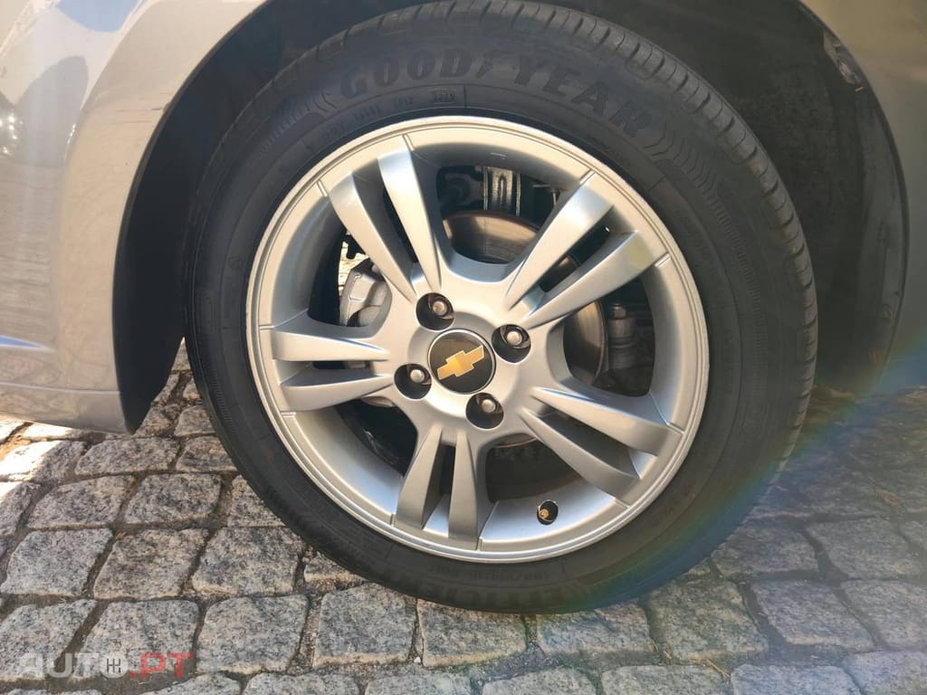 Chevrolet Aveo 1.2 LS Bi-Fuel
