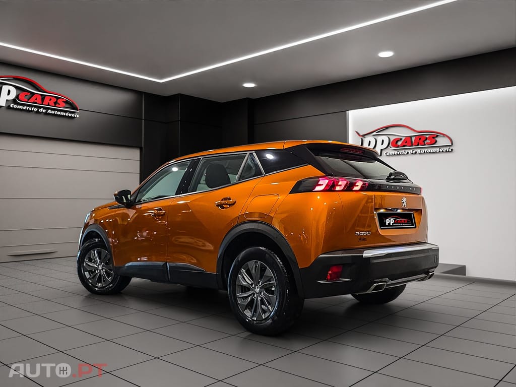 Peugeot 2008 1.2 PureTech Active Pack EAT8