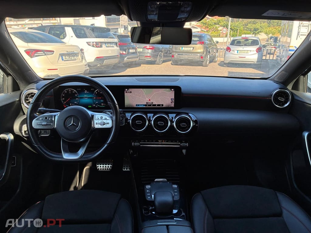 Mercedes-Benz A 250 e AMG Line