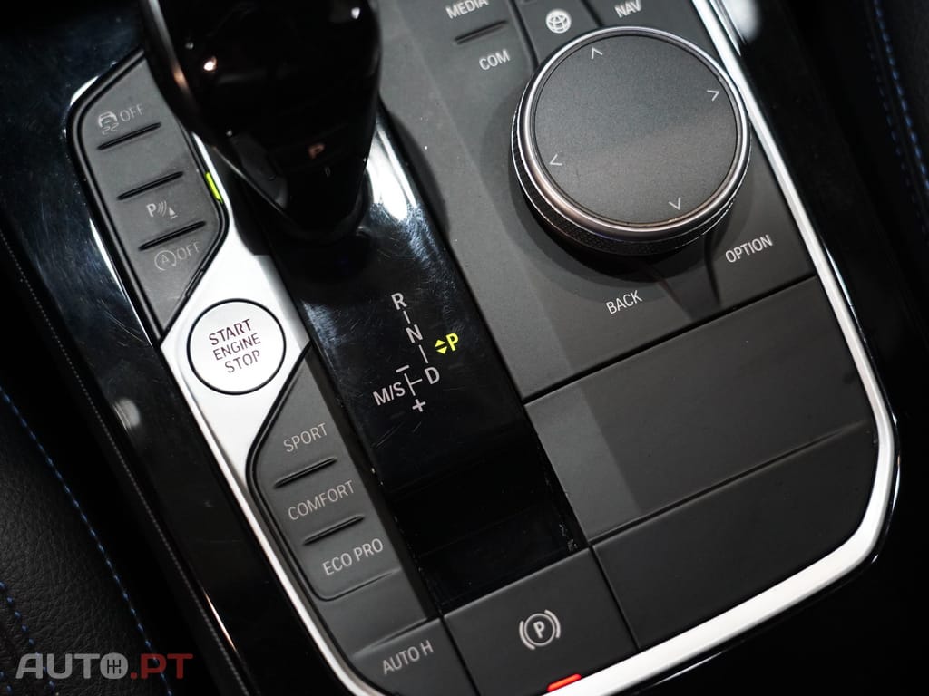 BMW 216 d Corporate Edition